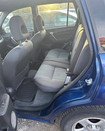 Toyota RAV4 cena 21900 przebieg: 175000, rok produkcji 2003 z Bydgoszcz małe 56